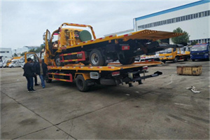 振安区同城汽车补胎